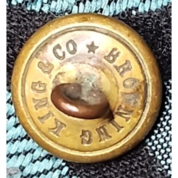 Vintage C&NW Brass Uniform Buttons Set of 3 Chicago North Western Railway - Picture 6 of 6